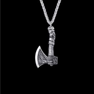 Detailed Engraved Axe Tamahawk Hatchet Pendant Necklace Boyfriend Sporty Giff